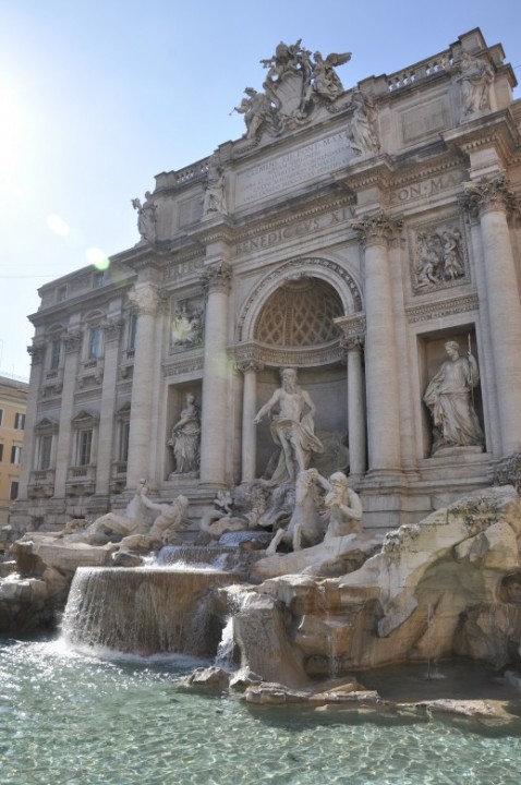 Trevi fountain rome 